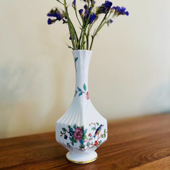 Vintage Aynsley - Pembroke Vase - Picture 1 of 6